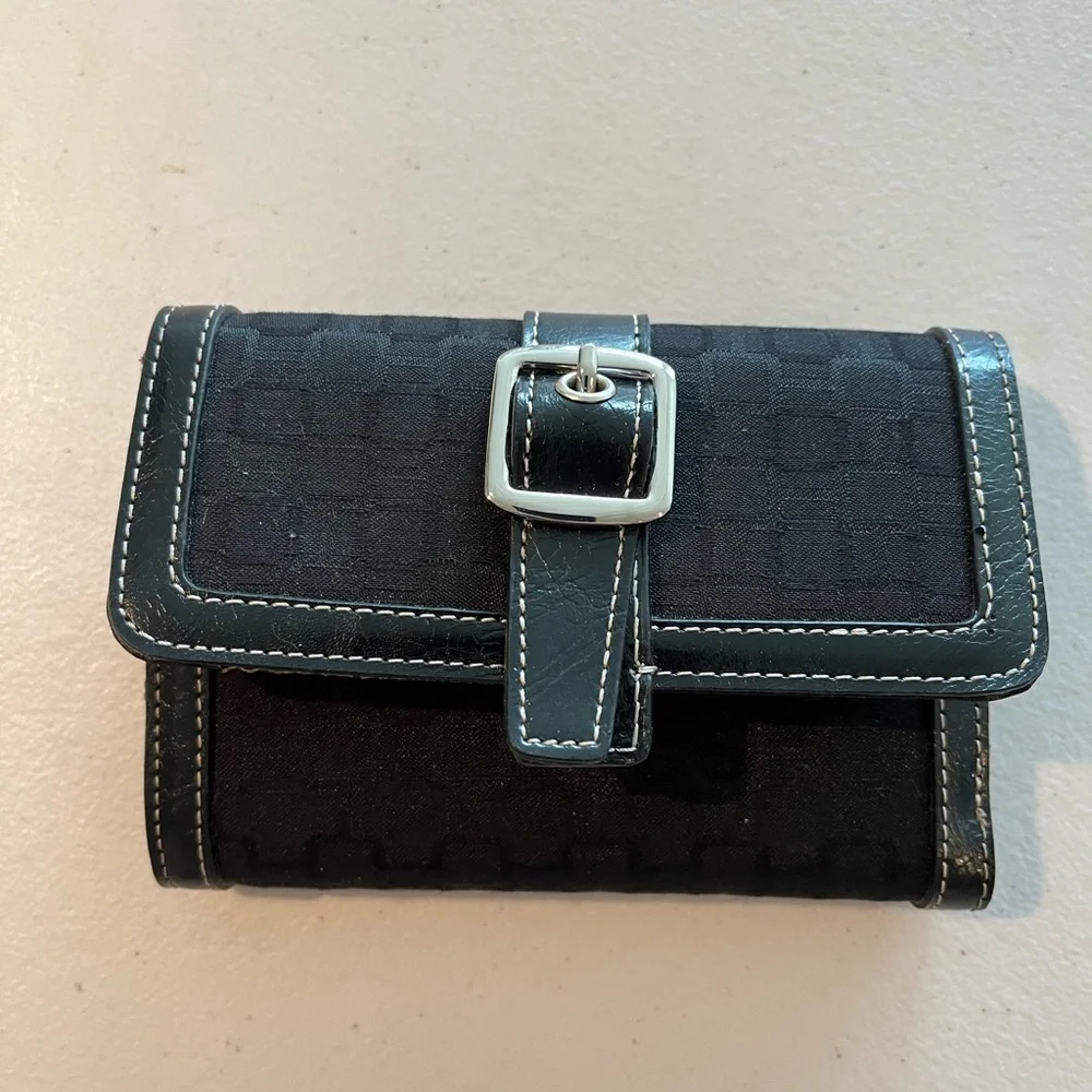 Unbranded vintage ladies trifold wallet, black